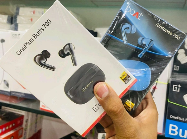 Airdopes 700 Buds Premium Sound Quality