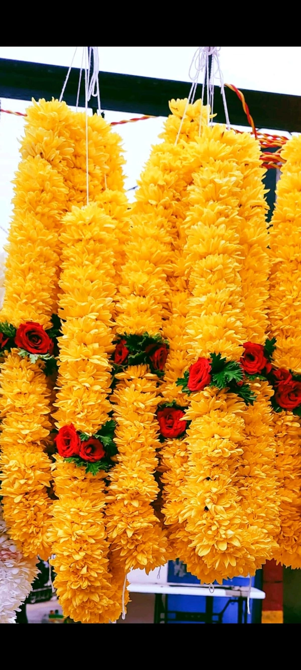 Yellow Garland 
