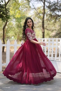 Luxury Designer Gown - XL, Royal Red