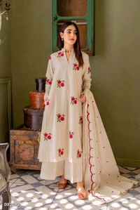 Beautiful Cotton Suit - M
