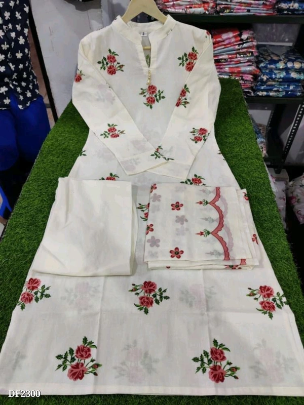 Beautiful Cotton Suit - M