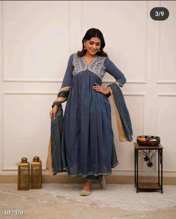Aliacut Cotton Suit - L