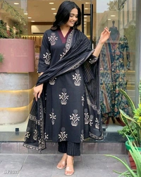 Wonderful Cotton Suit - L, Black