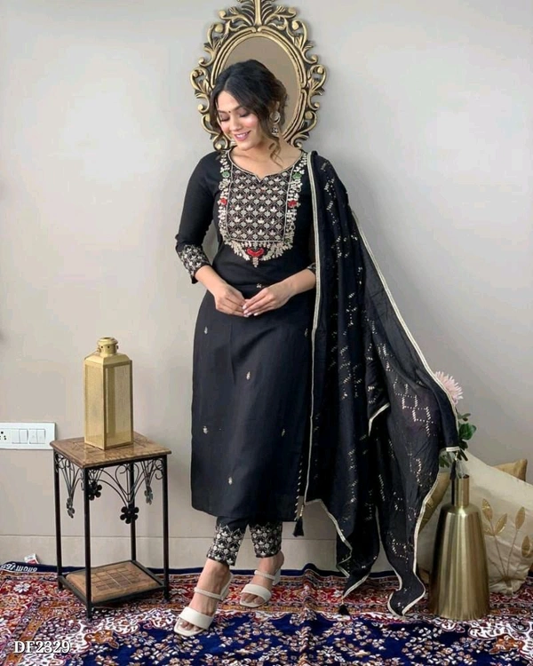 Rayon Embroidery Suit - XXL