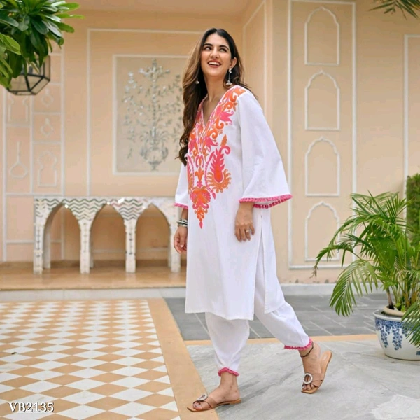 Premium Cotton Kurti With Pant - M