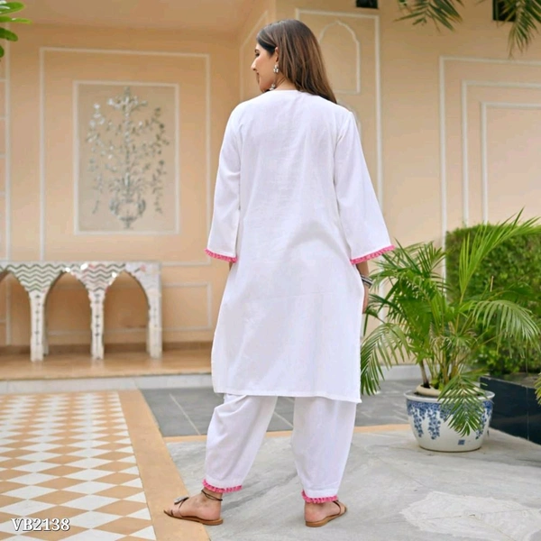 Premium Cotton Kurti With Pant - L