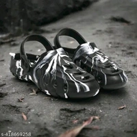 Comfy Comfort And Design Crocs - 7
