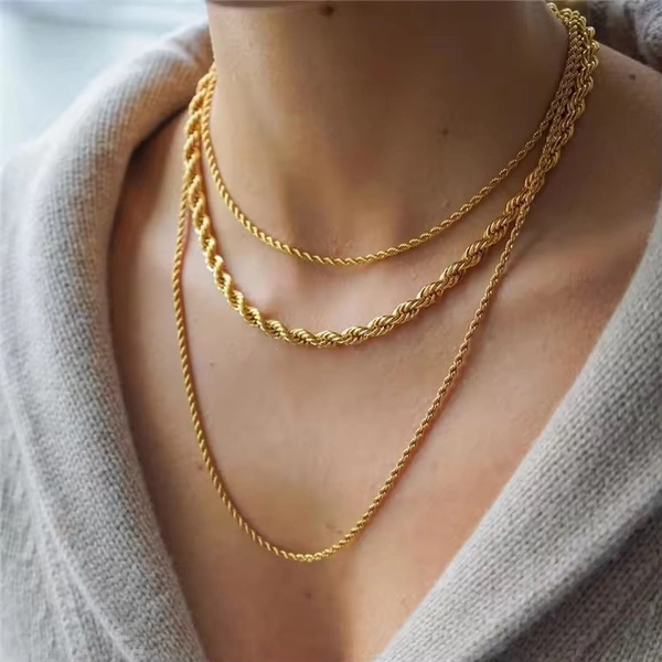 Gold Twisted Link Chain 