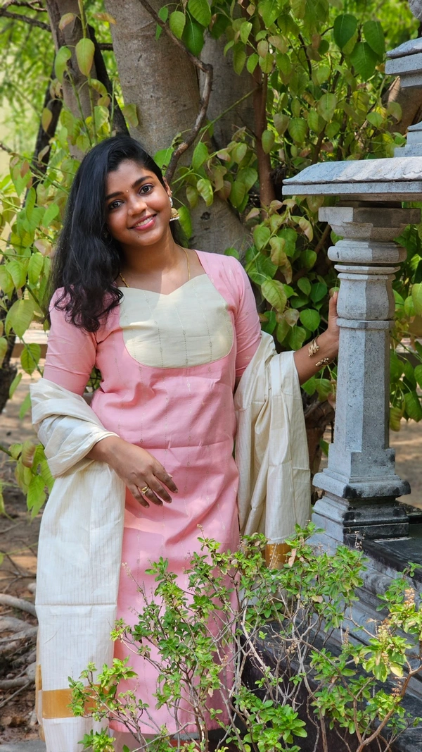 Tussar Silk Kurti And Duppatta ( With Lining) - M