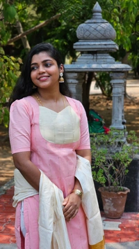 Tussar Silk Kurti And Duppatta ( With Lining) - M