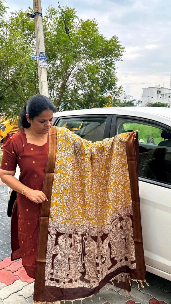 "Honey Dew" Kurta And Dupatta 2 Pc Set  - XXL