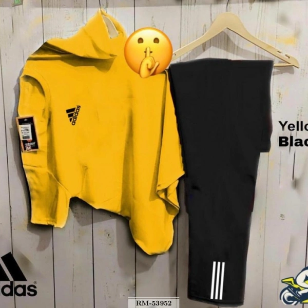 Stunning Men's Casual Track Suits - Yellow, Stunning Men's Casual Track SuitsProduct code - RM-53952Men's Casual Track Suits.
Pack Contains: 1 T, rmal