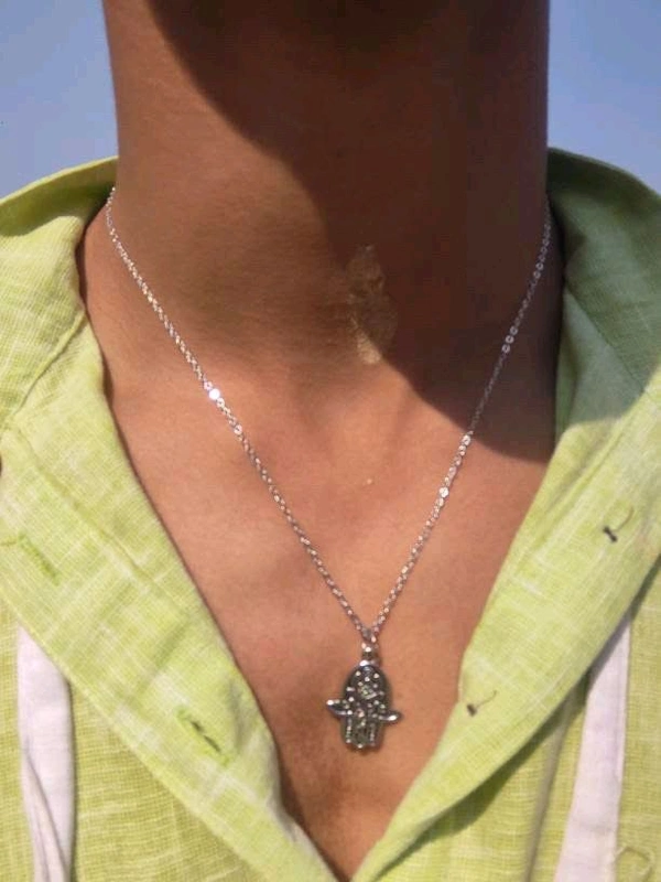 Hamza Necklace 