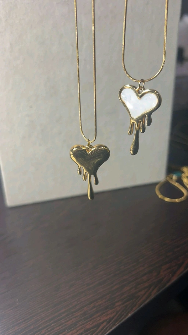 Heart Drop - White