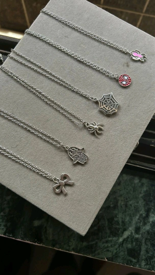 Anti Tarnished Necklace - Spiderweb