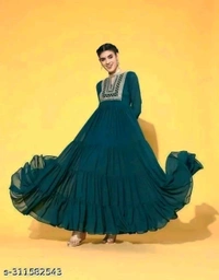 Women's Trendy Gowns - XL