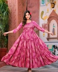 Women's Trendy Gowns - XL