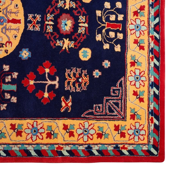 Magic carpets Magic Carpets: Exquisite Floral Design Wool Carpets for Elegant Home Décor - 6 x 8 Feet