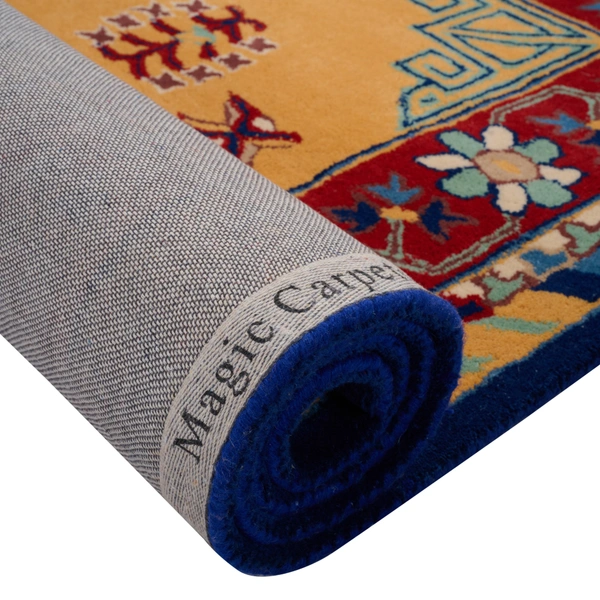 Magic carpets Magic Carpets: Exquisite Floral Design Wool Carpets for Elegant Home Décor - 6 x 8 Feet