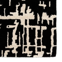 Rugs Shop 3x7, 5x7, 6x8 Feet Motif Rugs – Enhance Your Beautiful Homes with our elegant rugs made of pure wool with anti skid features. - 5x7 Feet, Black