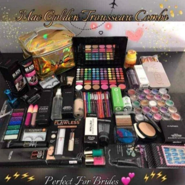 Mac Kac Golden Makeup Combo