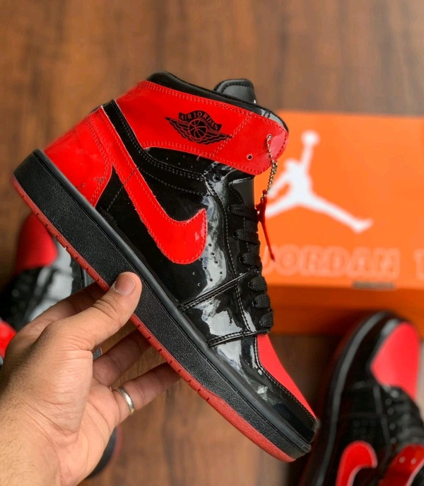 Air Jordan Glossy Red - Guardsman Red, 9