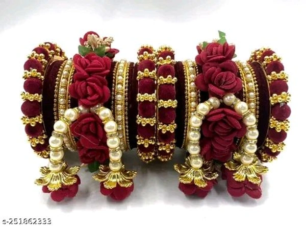 bangles 
Name: bangles - Size. 2.2