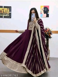 Catalog Name:*Trendy Western Gowns*
Kurta Fabric: Georgette - XL