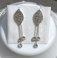 Catalog Name:*Feminine Glittering Jewellery Sets* - FREE SIZE
