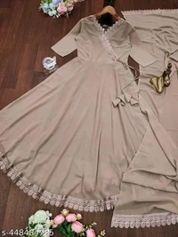 Trendy Western Gowns*
Fabric: Georgette - S