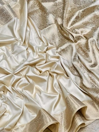 ✨ Vastravila Banarasi Handloom Gala Border Saree – Soft & Festive Onam Special