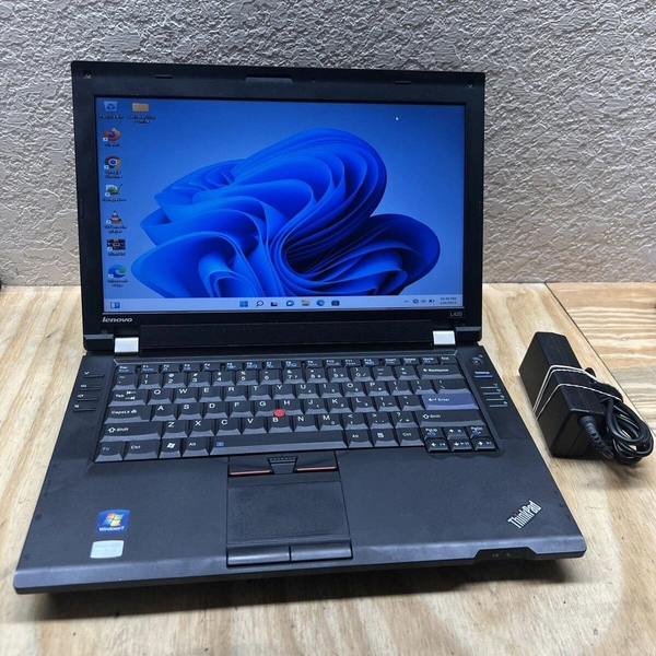 CORE I3- 2ND GEN- ( Refurbished ) Intel Core I3 Processor/ Ram 4GB / Harddisk 500 GB Sata/ Screen 14.1" LED/ Wifi/ Spk/ Win 7/ Win 10 Pro/ Adapter