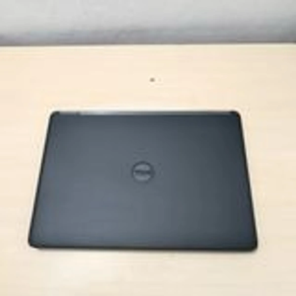 CORE I3- 5TH GEN- DELL LATITUDE E5450- refurbished ) Intel Core I3/ Ram 8GB / SSD 256 GB/ Screen 14.1" HD LED/ Wifi/ Webcam / Spk/ Slim/ Win 10 Pro+Ms Office