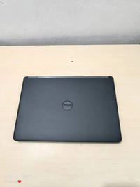 CORE I5- 5TH GEN- DELL LATITUDE E5450- ( refurbished ) Intel Core I5/ Ram 8GB / SSD 256 GB/ Screen 14.1" HD LED/ Wifi/ Webcam / Spk/ Slim/ Win 10 Pro+Ms Office .