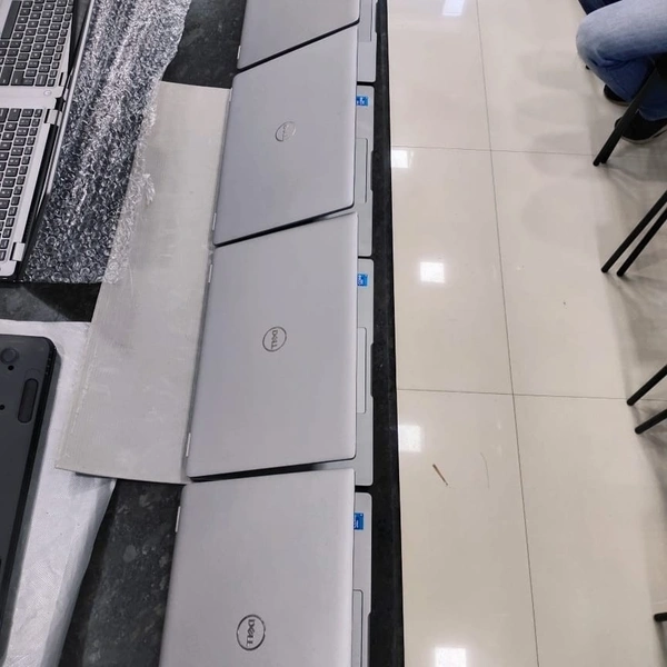 CORE I5- 10TH GEN- DELL LATITUDE E5410- Dell Latitude 5410 14" Notebook - Full HD - 1920 x 1080 - Core i5 i5-10310U 10th Gen 1.7GHz Hexa-core (6 Core) - 8 GB RAM - 256GB SSD