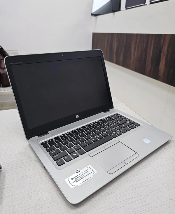 CORE I5- 6TH GEN- HP ELITEBOOK 840 G3- ( refurbished ) Intel Core I5/ Ram 8GB / SSD 256 GB/ Screen 14.1" HD LED/ Wifi/ Webcam / Spk/ Slim/ Win 10 Pro+Ms Office