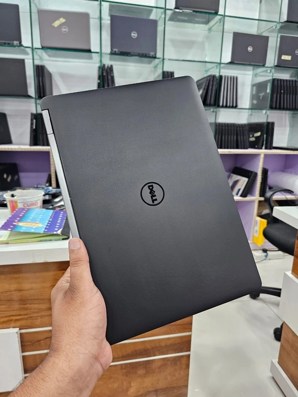 SKU-0026/ CORE I5/  DELL LATITUDE E5290/  Intel Core i5/ 8GB Ram/ 256 GB SSD Drive/ Screen- 12.5" HD/ Wifi/ Webcam/ Win 10 Pro