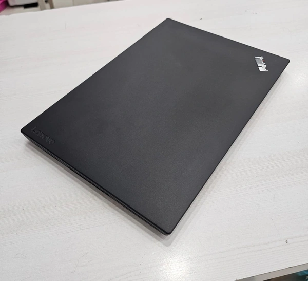 CORE I5- 7TH GEN- LENOVO THINKPAD T470- Refurbished ) Intel Core i5/ 8GB Ram/ 256 GB SSD Drive/ Screen- 14.1" HD/ Wifi/ Webcam/ Win 10 Pro