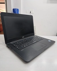 CORE I5- 7TH GEN- DELL LATITUDE E3380- ( refurbished ) Intel Core I5/ Ram 8GB / SSD 256 GB/ Screen 14.1" HD LED/ Wifi/ Webcam / Spk/ Slim/ Win 10 Pro+Ms Office .