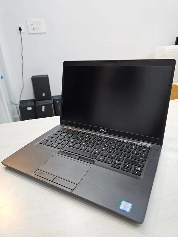 CORE I5- 8TH GEN- DELL LATITUDE E5400- (Refurbished) 14.1"  inches Intel Core I5 ,8 GB RAM, 256 GB SSD, Windows 10 Pro/MS Office - 