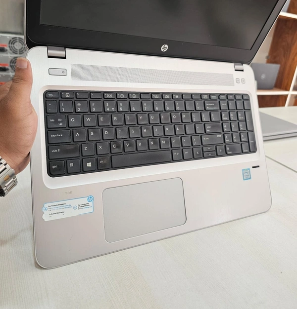 SKU-0467/ CORE I5/ HP PRO-BOOK 450 G4/ I5 Processor/ 7th Gen /2 GB NVIDIA Graphic Card/  8 GB Ram/ 256 GB SSD / 15.6-inches FHD LED / Laptop, /Windows 10/ 11 PRO LICENCE + MS OFFICE /Integrated Graphics, Black( Refurb )