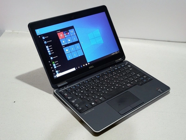 SKU-0216/ CORE I5/ Dell Latitude E7240/ 4th Gen Intel Core i5 12.5 inches Laptop (8GB/256GB SSD/Windows 10/Integrated Graphics, 1.8 kg) - Black