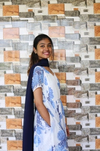 Pearl Petals-Feeding Kurti With Shawl - White, L