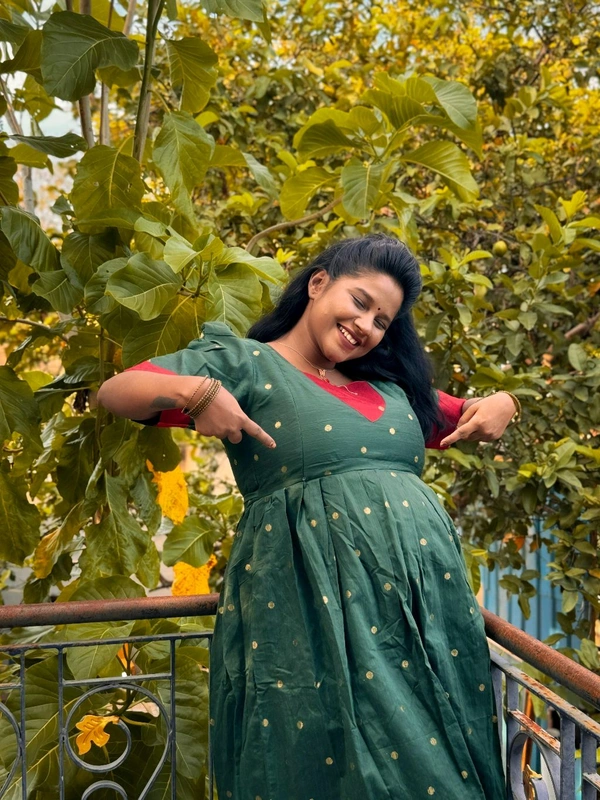 Niharika-Silk Feeding Wear - Palm Green, M