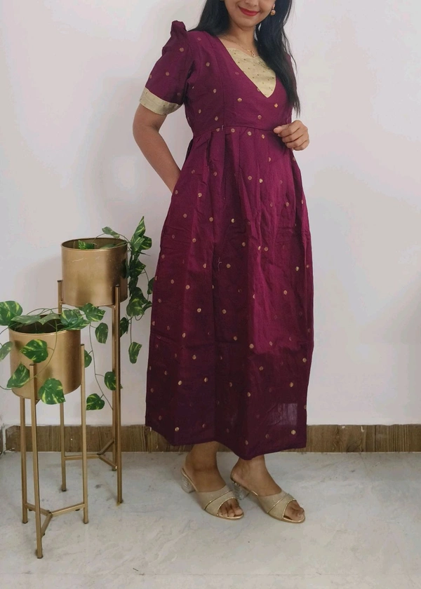 Burgundy-Silk Feeding Wear - Clairvoyant, M