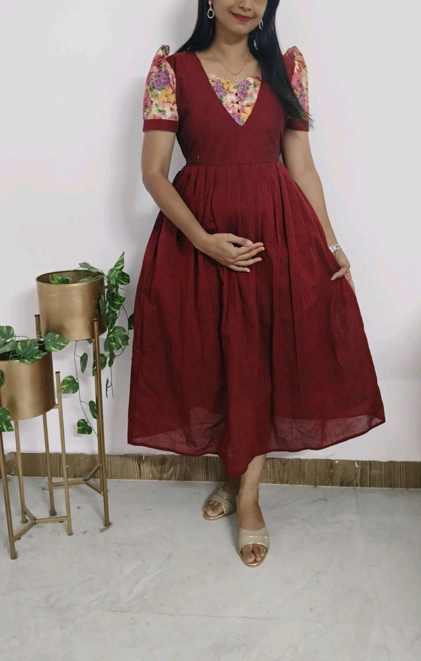 Crimson-Cotton Feeding Kurti - Maroon, L