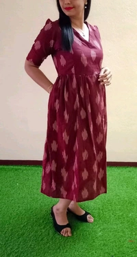 Maroon-Ikkat Feeding Maxi - M, Maroon