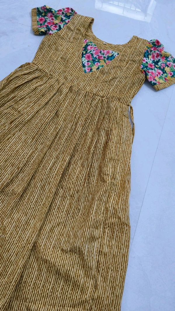 Cotton Feeding Kurti - L