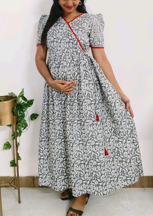Grey Mist-Cotton Feeding Kurti - Nobel, Xl