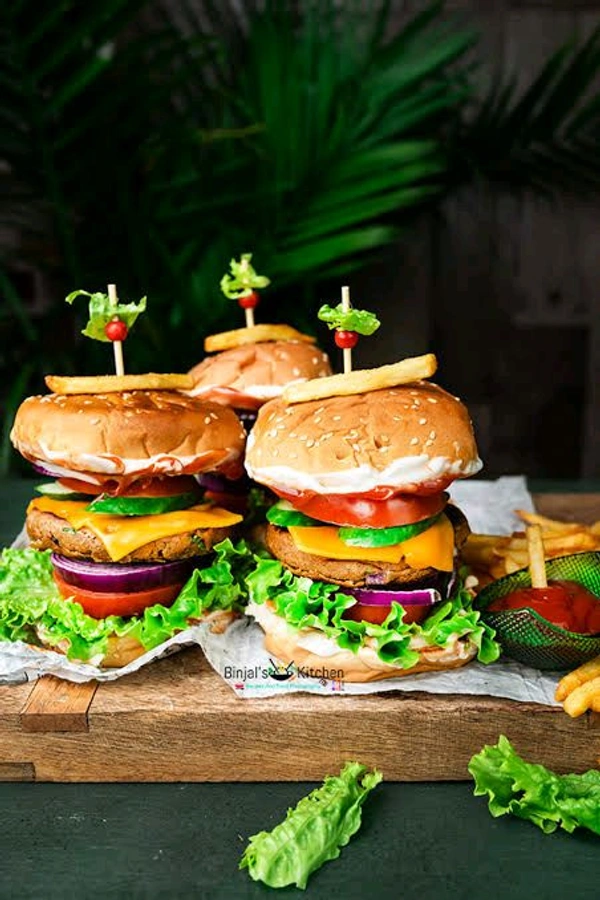 7th Heaven  Veggie Burger ( With French Fries)